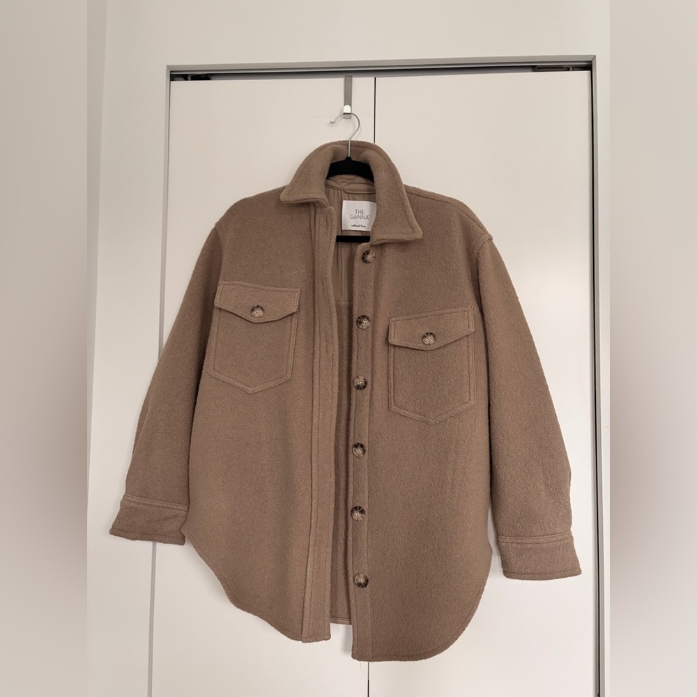 Artizia Wilfred Free The Ganna Jacket in Camel